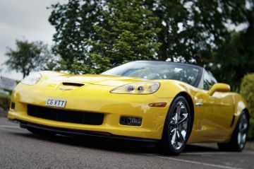 Corvette C6 yellow