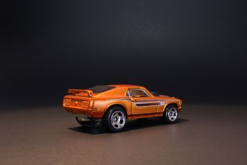 Copper Spectrafrost Hot Wheels Mustang Mach I 2013 release
