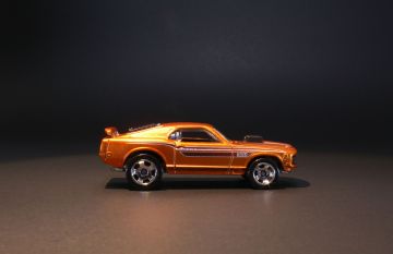 Hot Wheels 1970 Ford Mustang Mach I from Cool Classics series 1