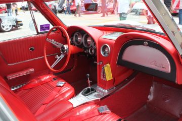 1963 Chevrolet Corvette C2 Sting Ray Z06 Interior